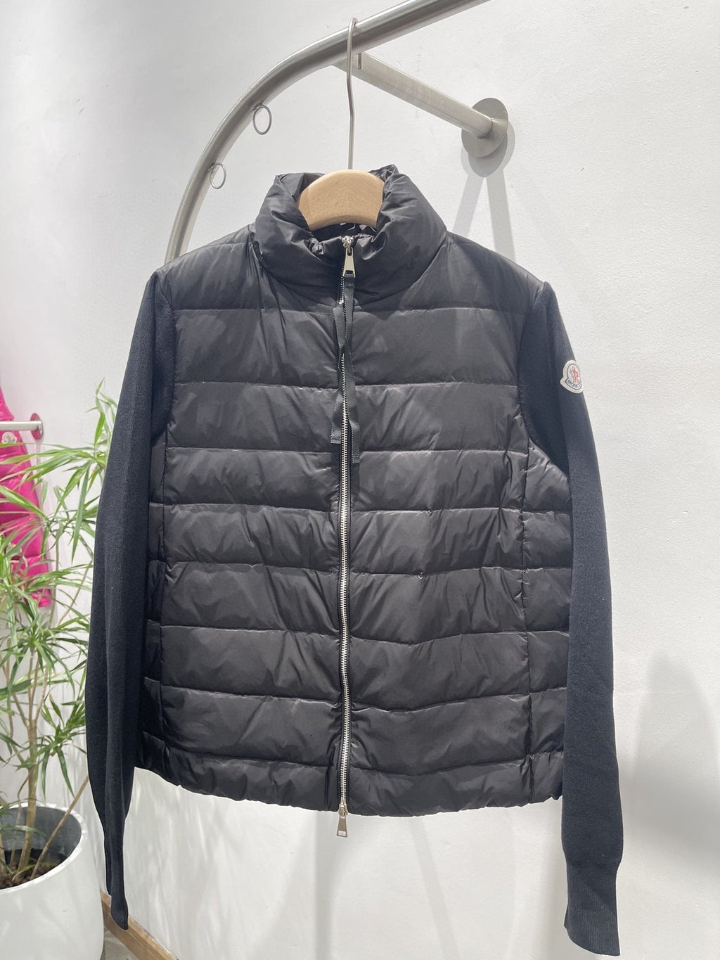 Moncler Quilted Knit-Sleeve Down Jacket