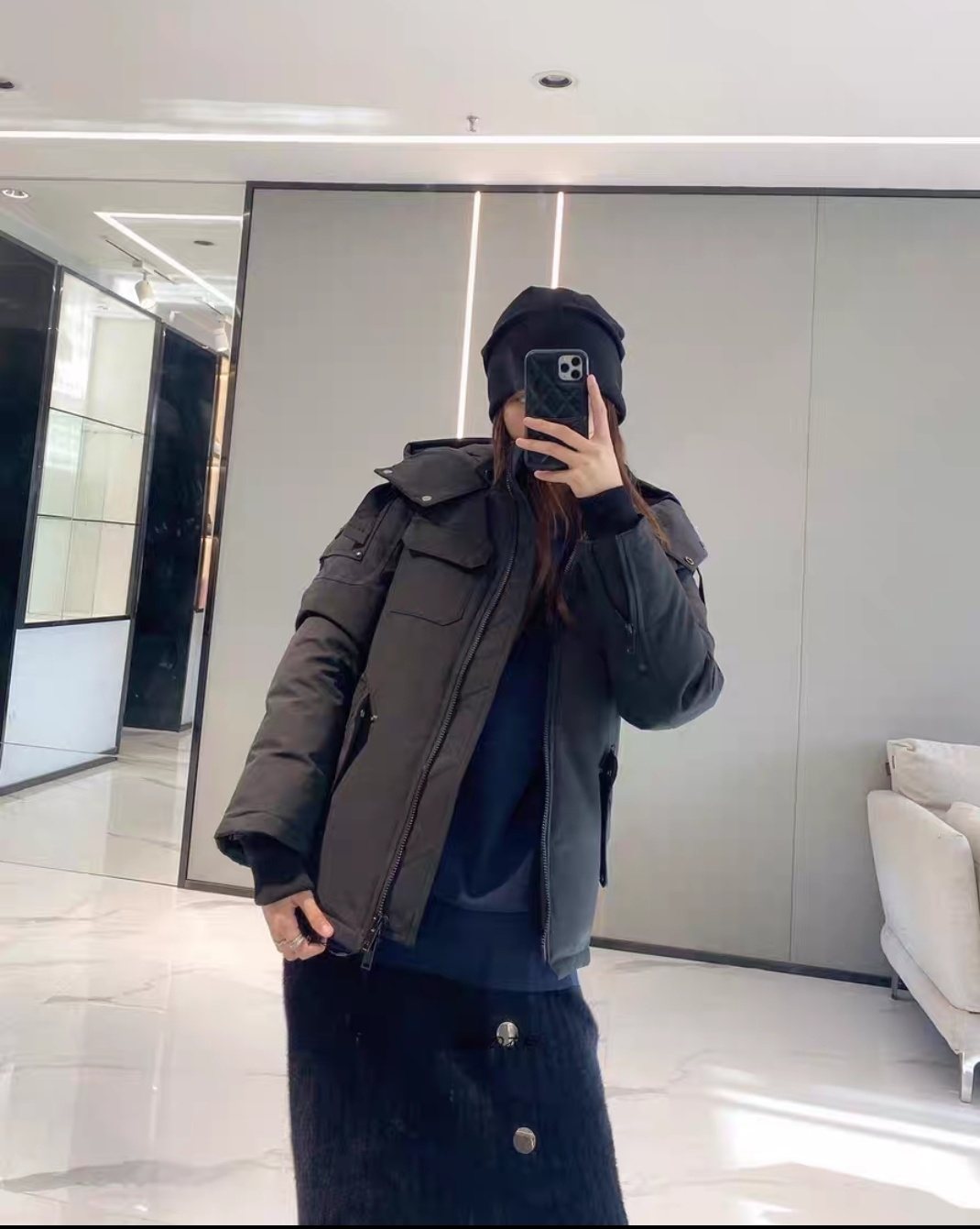 Moose Knuckles Contrast Panel Hooded Puffer Jacket